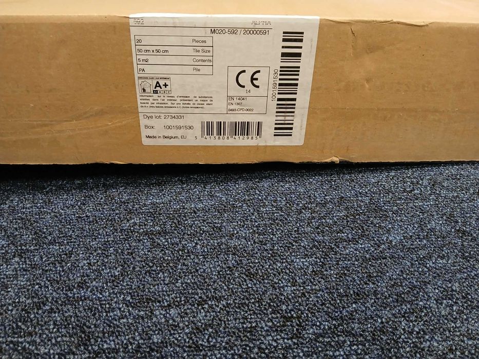 Килимове плитка alpha 952 синяя. НОВА