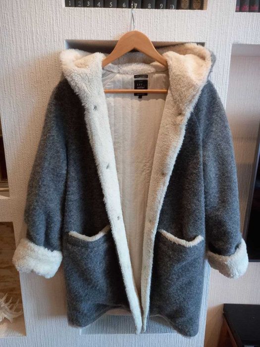 Женская Теплая Шубка/Куртка/Пальто/Кардиган c капюшоном на меху ZARA