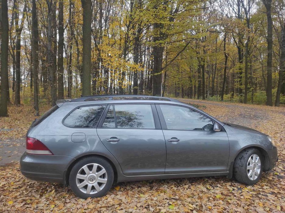 Продам Volkswagen Golf 6 2011 1.6 диз