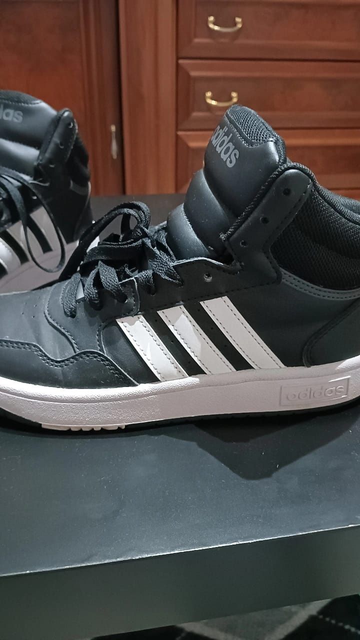 Sapatilhas bota adidas
