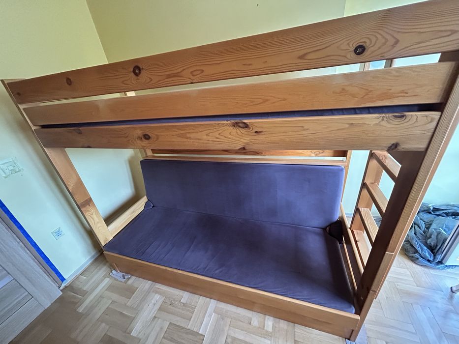 Łóżko piętrowe drewniane