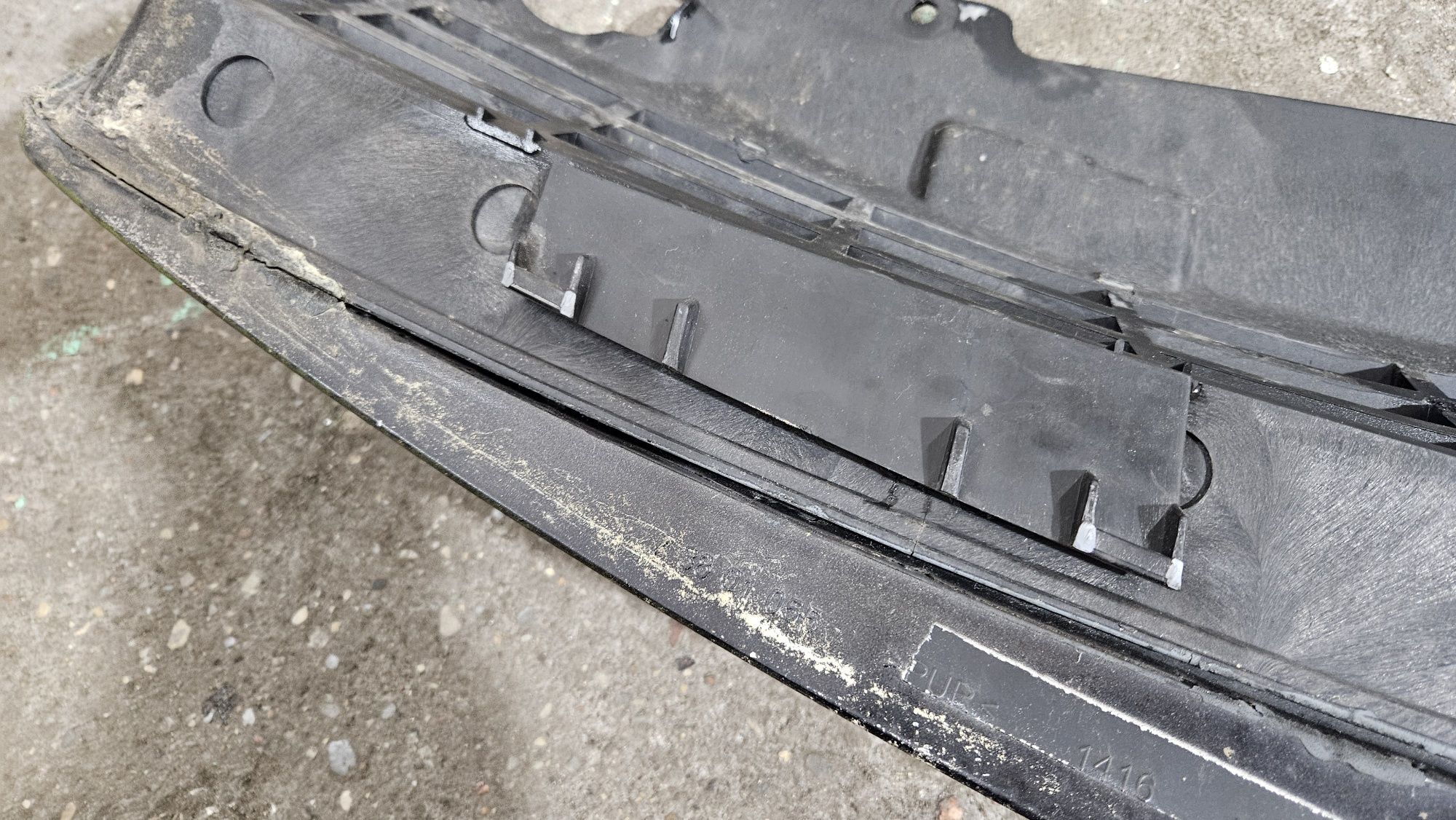 Grill irmscher atrapa zderzaka przód przedniego opel astra h gtc cabri