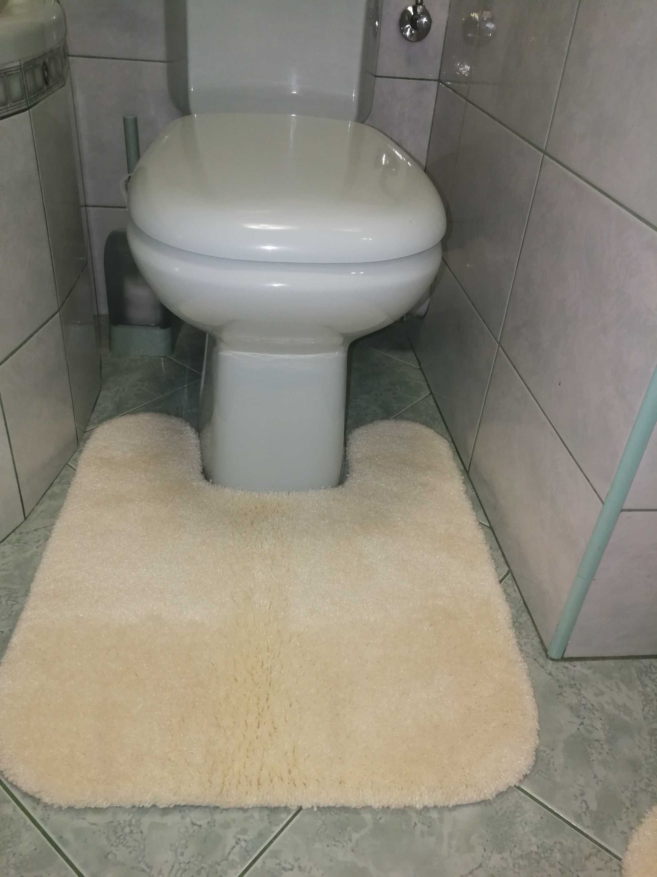 Dywaniki Łazienkowe pod WC i umywalkę w kolorze Ecri  Nowe