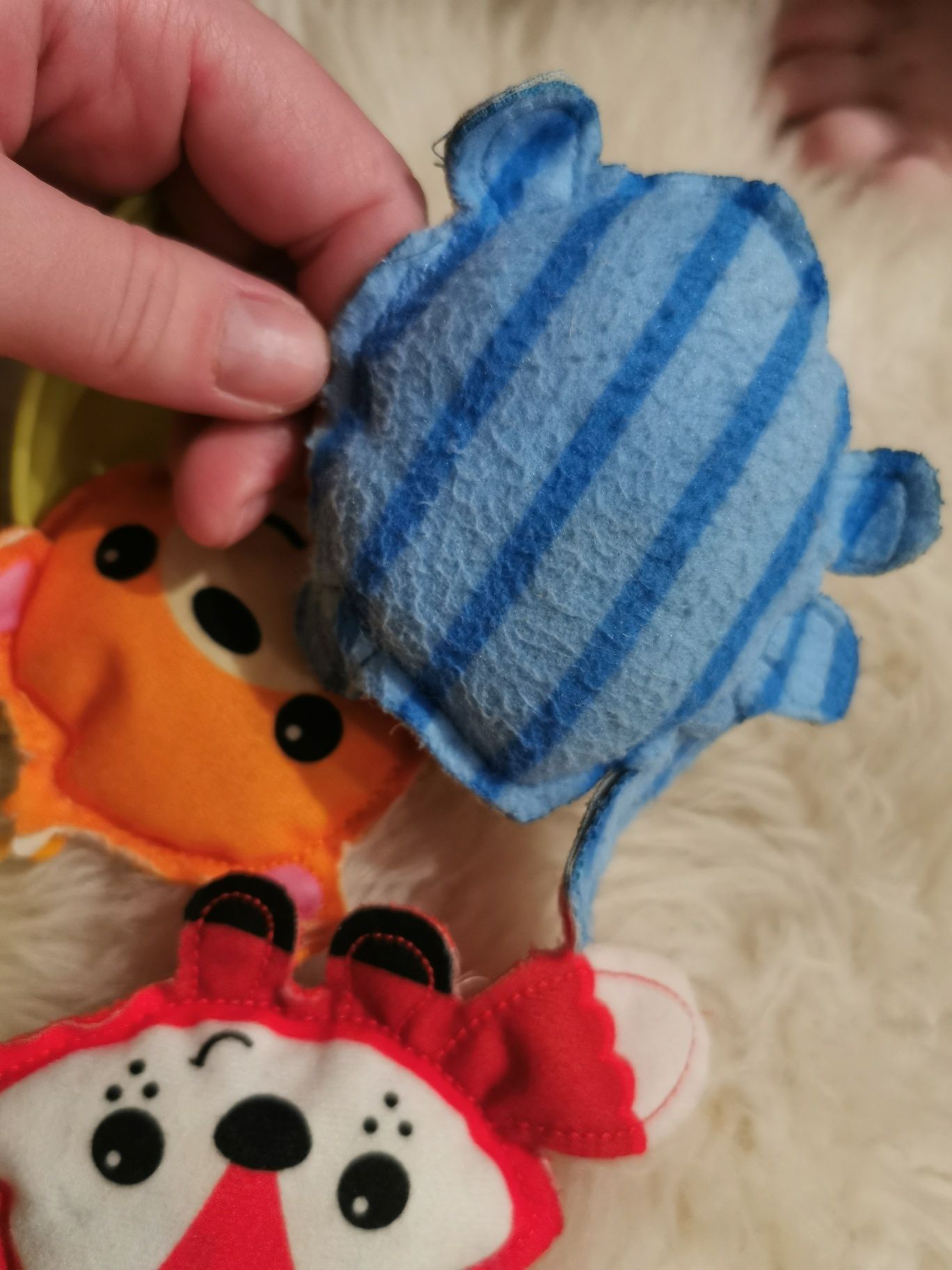 Підвіска іграшка fisher price звірята на ліжечко коляску фетрові