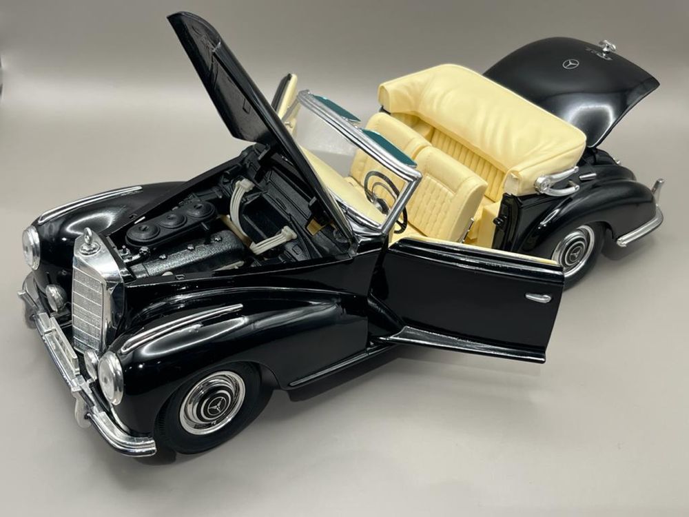 Model 1:18 Mercedes Benz 300 S