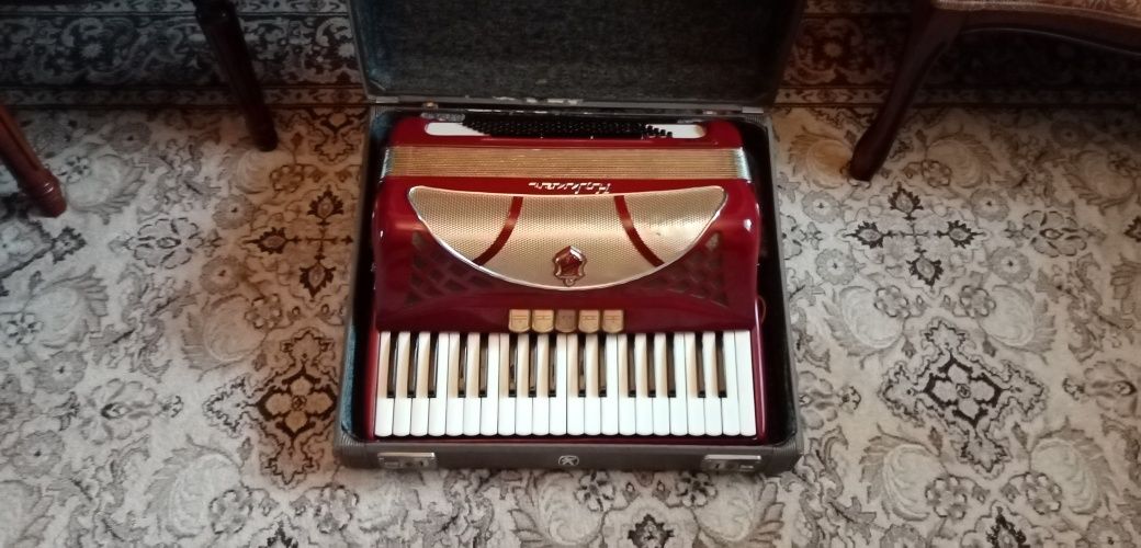 Akordeon Hohner Lucia III