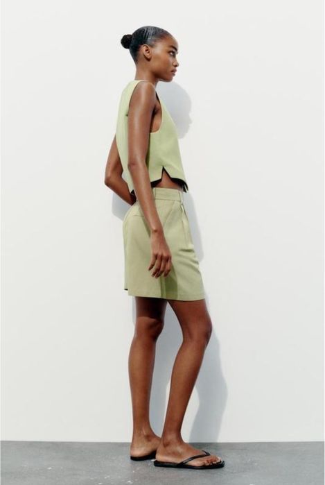 Шорти Zara бермуди з високою посадкою та защипами