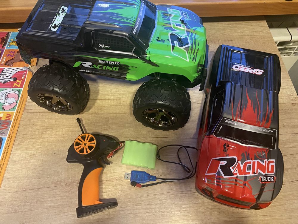 Duży samochód zdalnie sterowny Monster truck