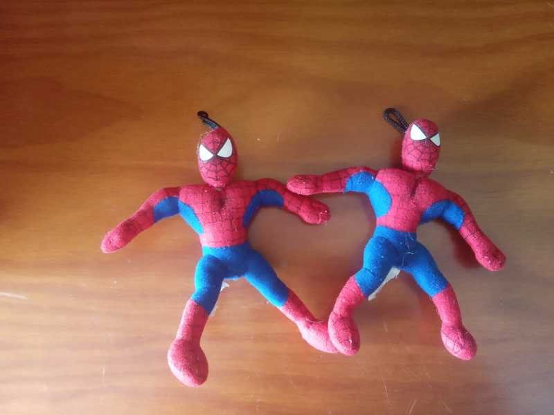 Peluches homem-aranha