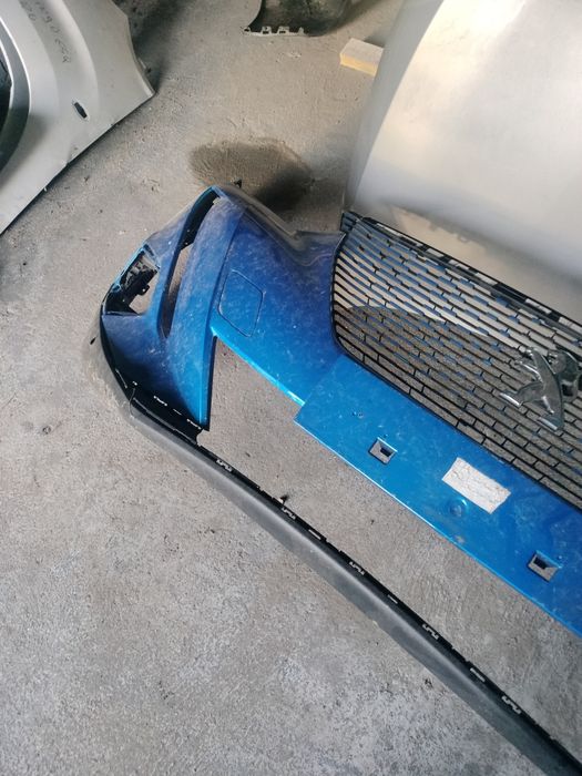 Faróis da frente Peugeot 2008 e 208 e para-choques modelo novo de 2022