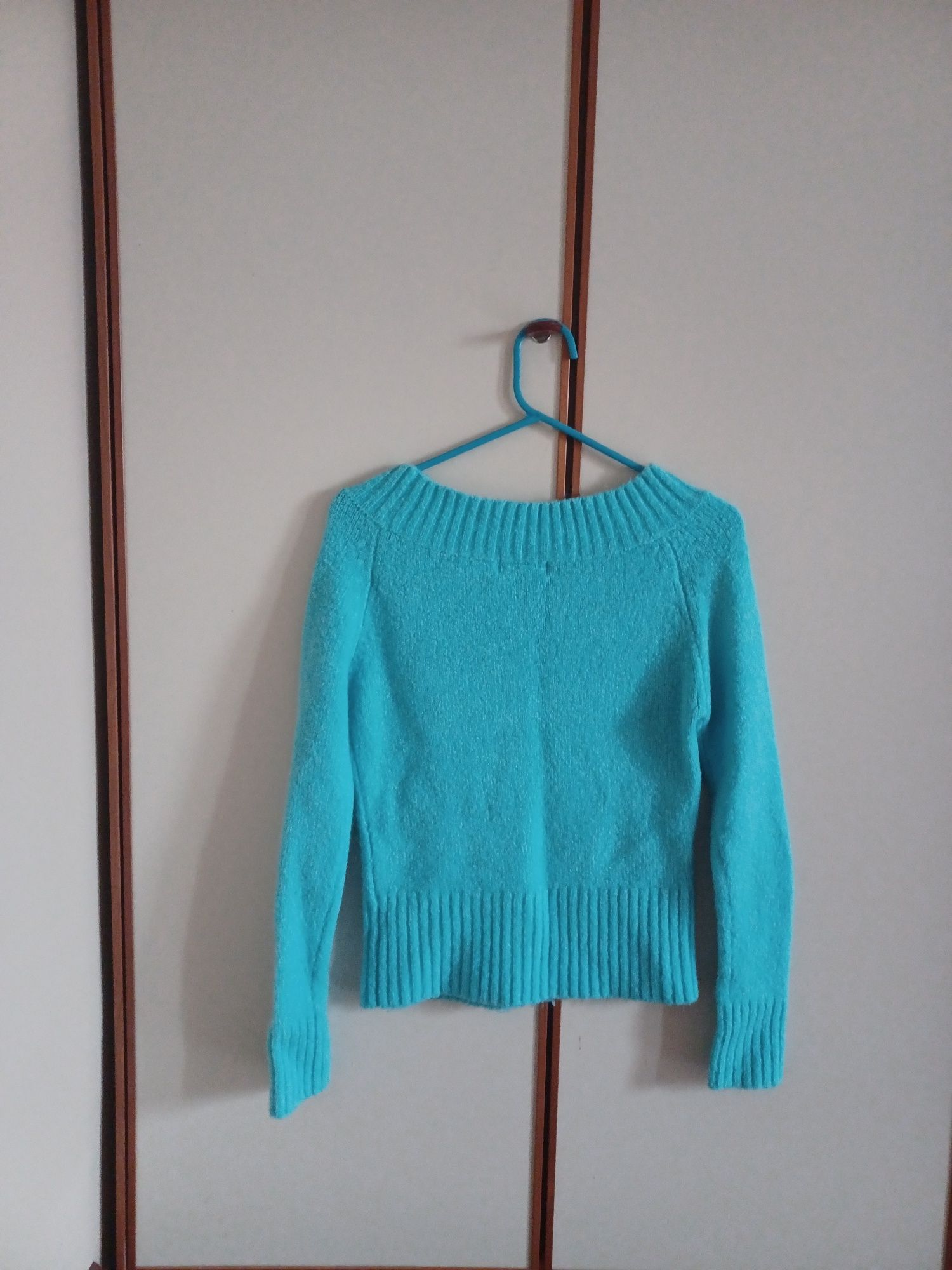 Sweter damski- rozmiar S
