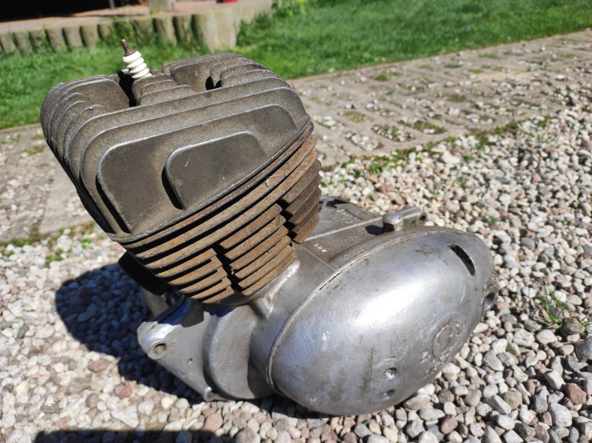 Kartery silnik WSK M06Z lub M06L z 1964 r. Skorupa oryginał / nr.7.131