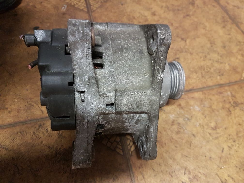 Alternator Renault Megane Scenic 1.6 DCI 82004  95294