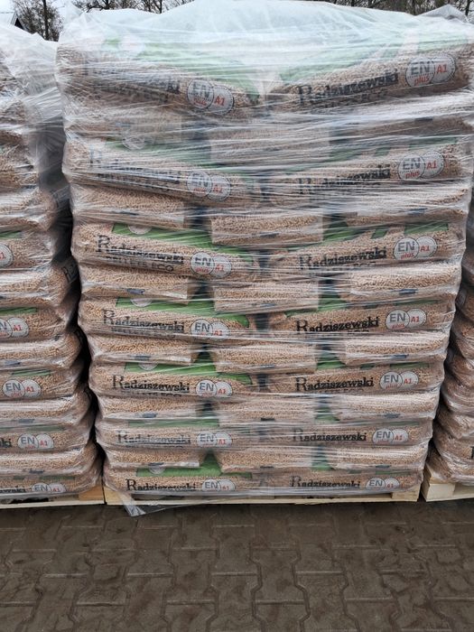 PELLET premium iglasty i liściasty 19MJ EN PLUS A1
