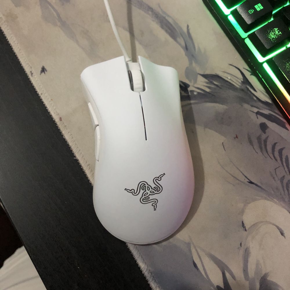 Rato da razer white novo em folha