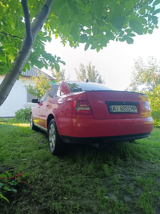 Продам Audi a4 b5 1.8i