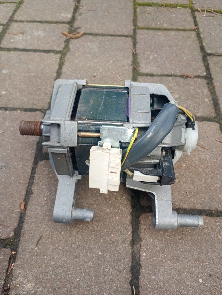 Silnik pralka automatyczna
