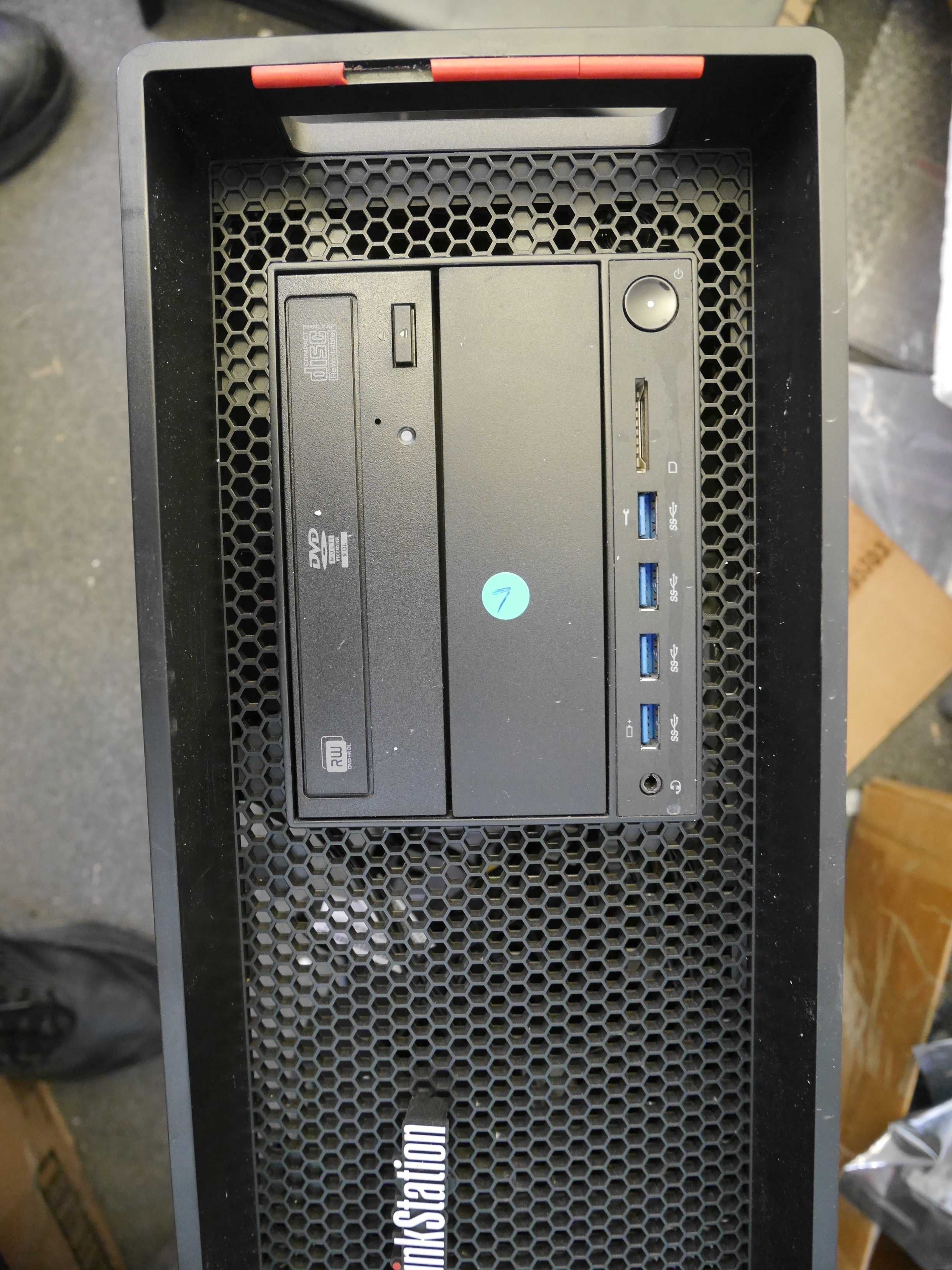 Рабочая станция Lenovo Thinkstation P500 Xeon E5-2699v3/32GB/18 ядер