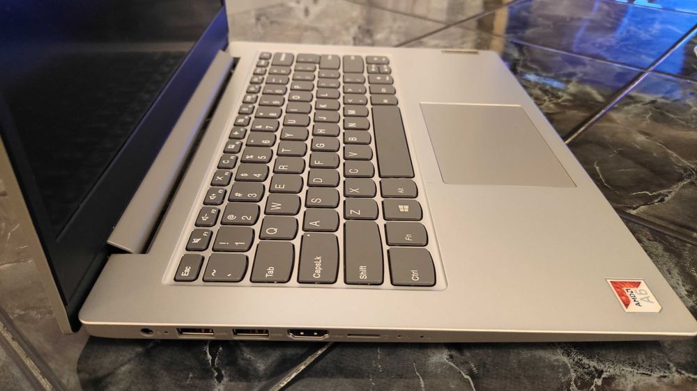 Lenovo IdeaPad Slim 1 14AST-05 - stan idealny