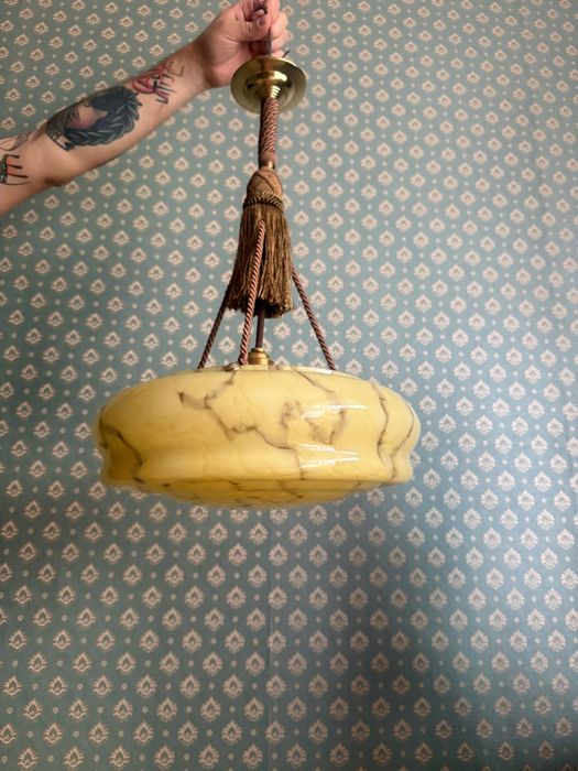 Stara ampla art deco lampa wisząca żyrandol retro antyk marmurek ecru