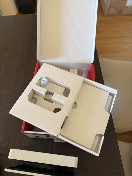 Vendo Nintendo Switch OLED como nova