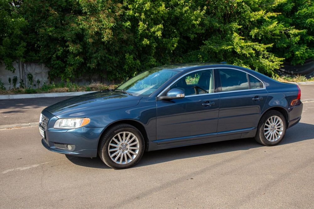 Volvo s80 D5 2,4л