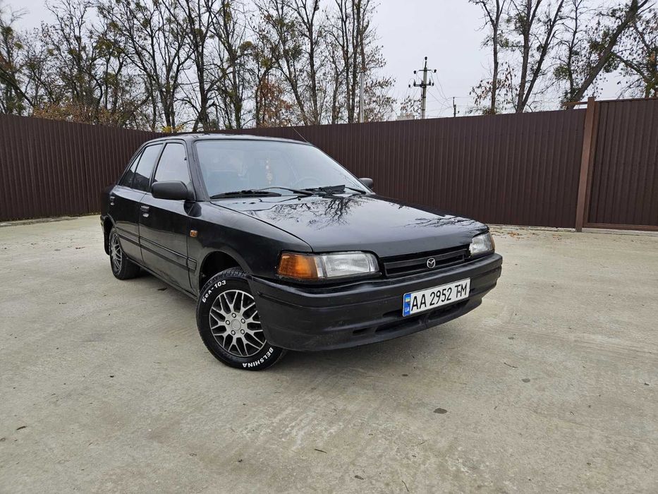 Продам авто Mazda 323