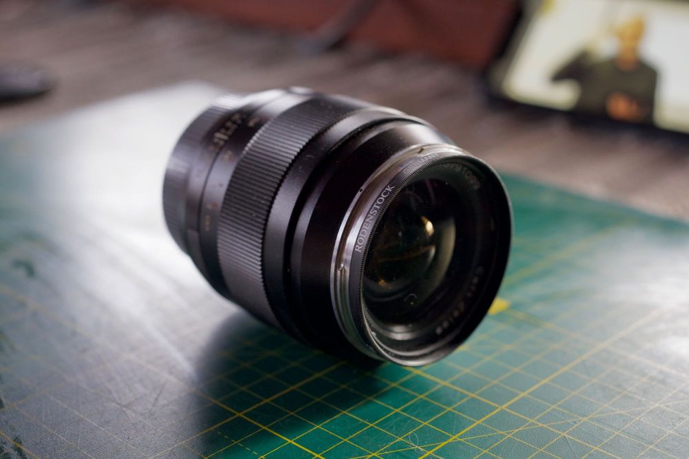 ZEISS Distagon T* 2/28 ZE