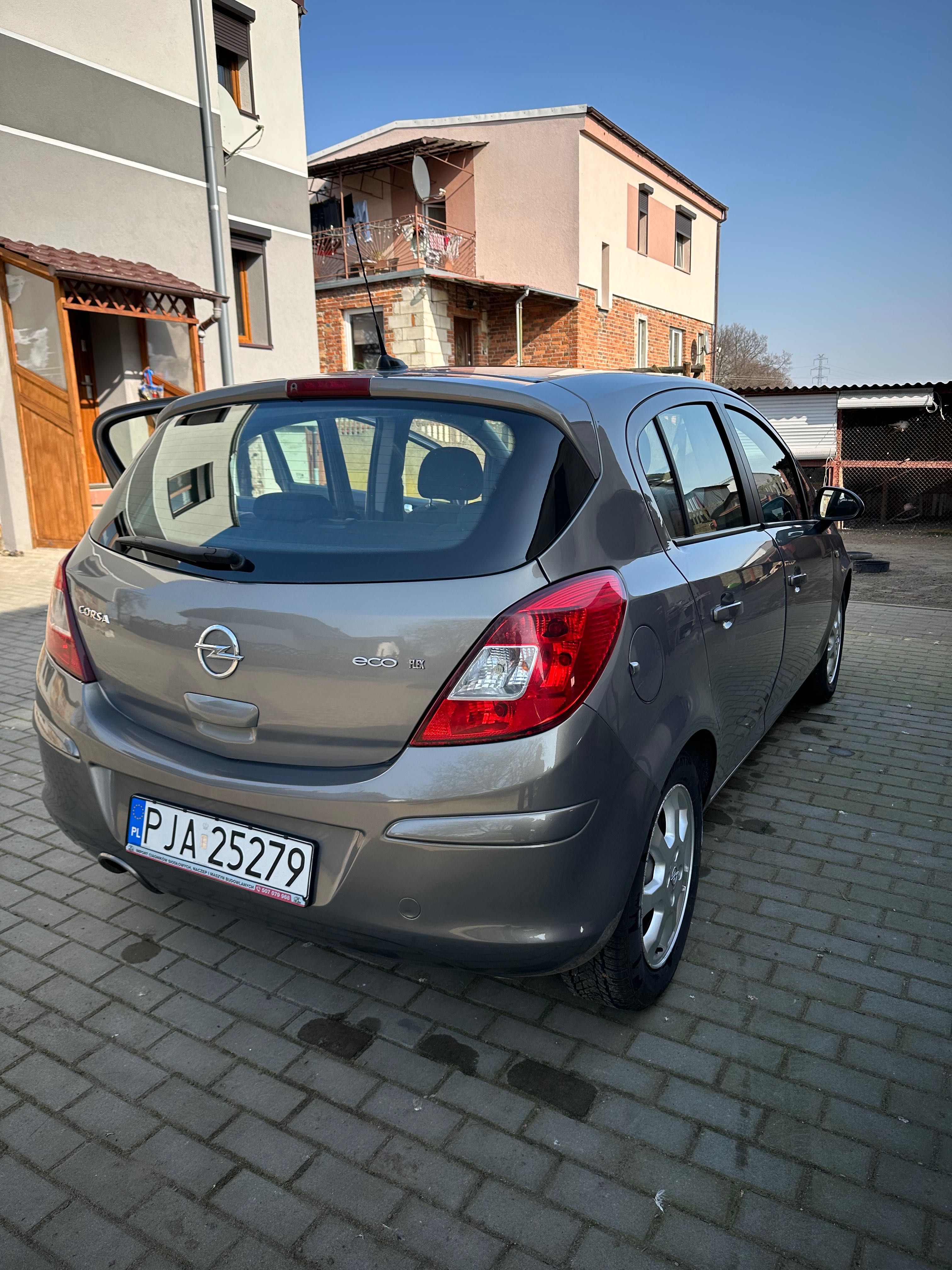 Opel Corsa D 2013r. 1.3 EcoTEC 95KM