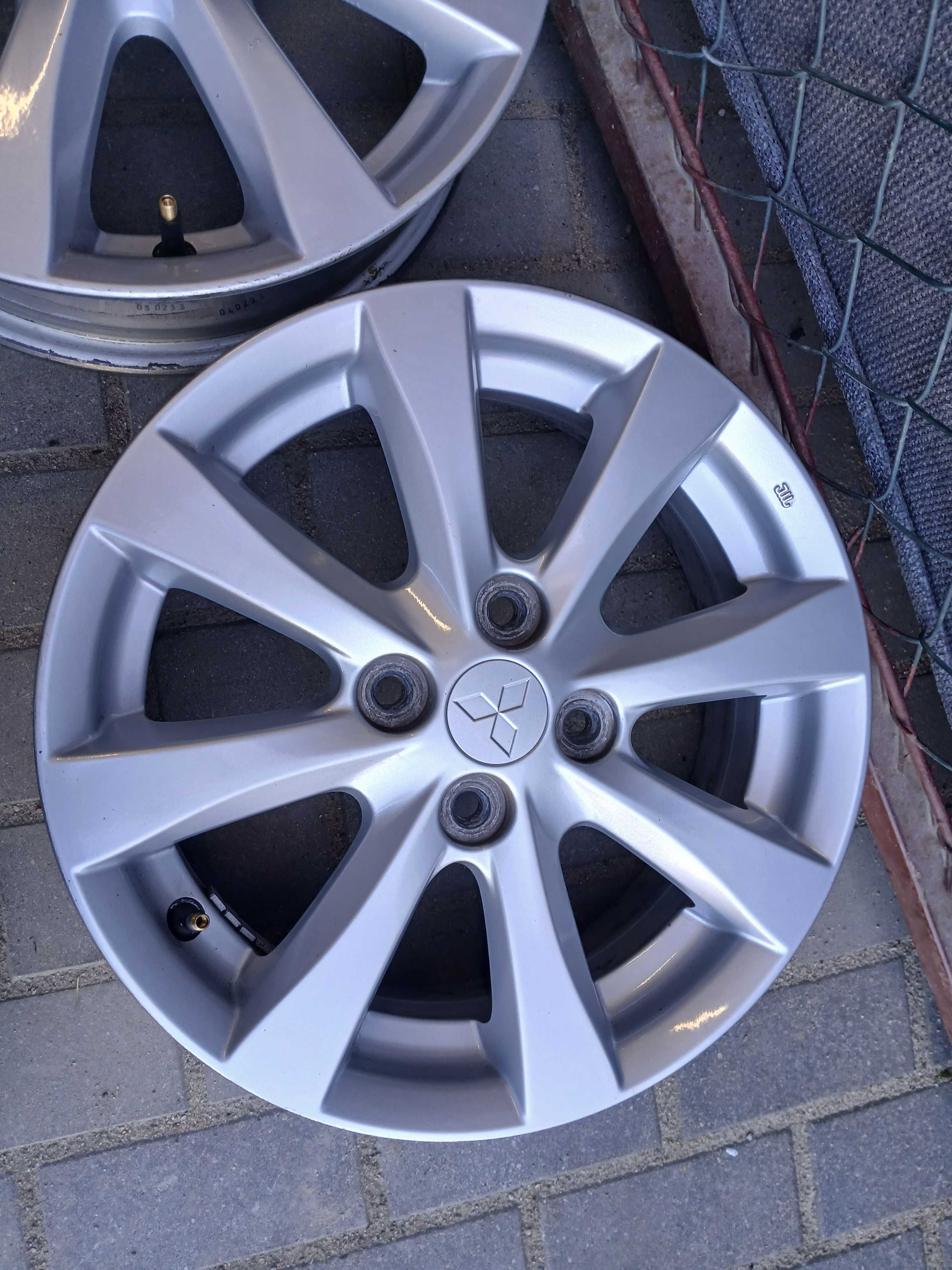 4x felgi 15 4x100 Mitsubishi Colt Toyota Yaris Kia Picanto Rio Stonic
