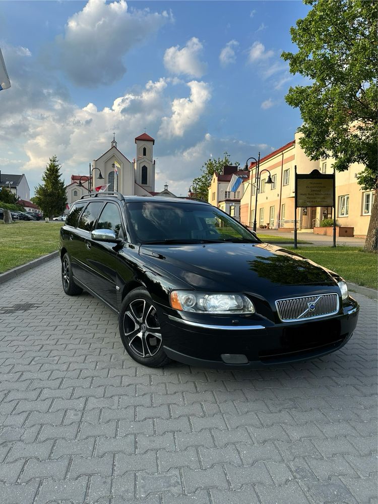 Volvo V70 2.4 D5 163km Automat Webasto Navi Klima ZAMIANA