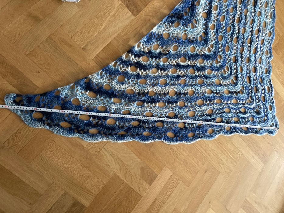 Chusta ręcznie robiona handmade błękity niebieska ombre duża