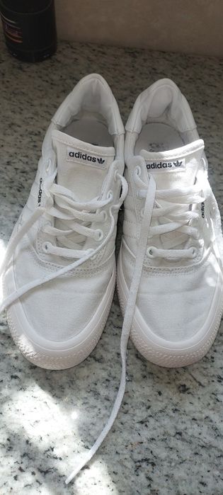 Оригінальні кеди Adidas Original