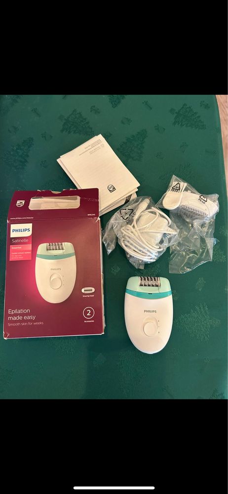 Depilator PHILIPS Satinelle Essential BRE245