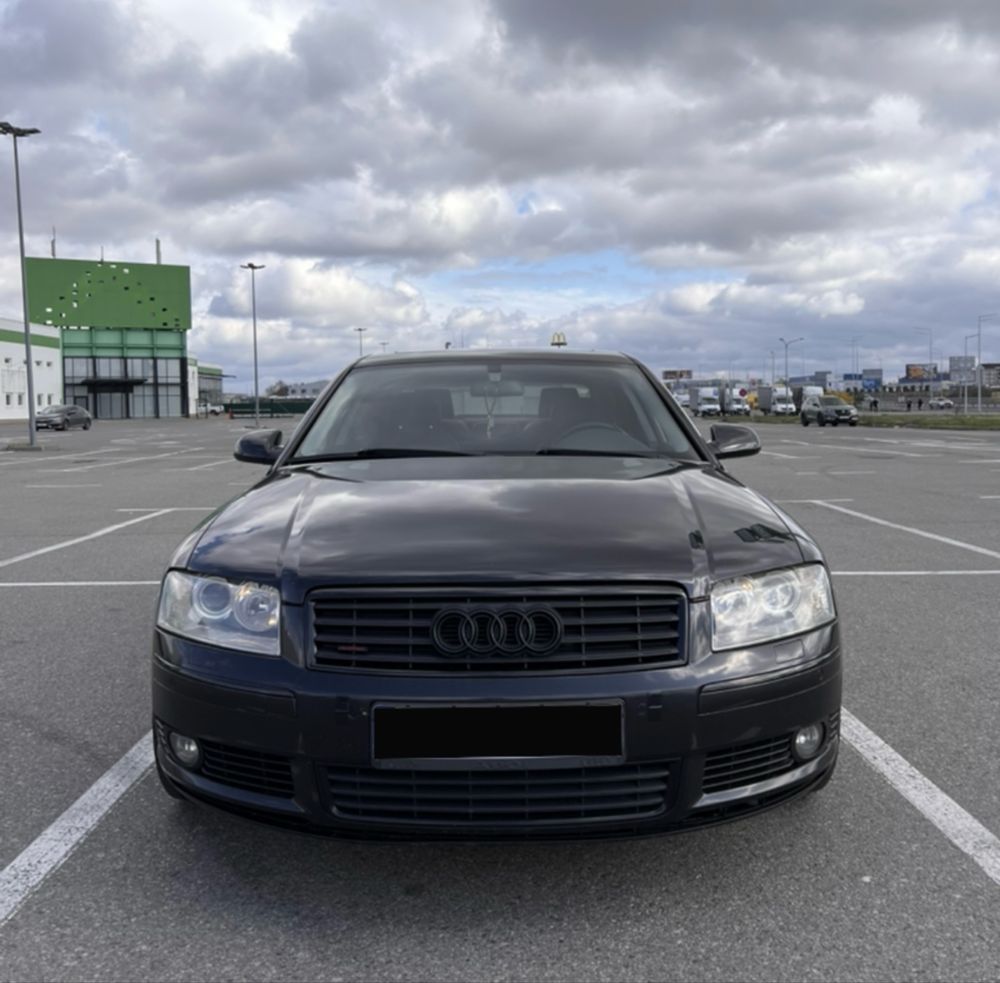 Audi A8 D3 2004 року