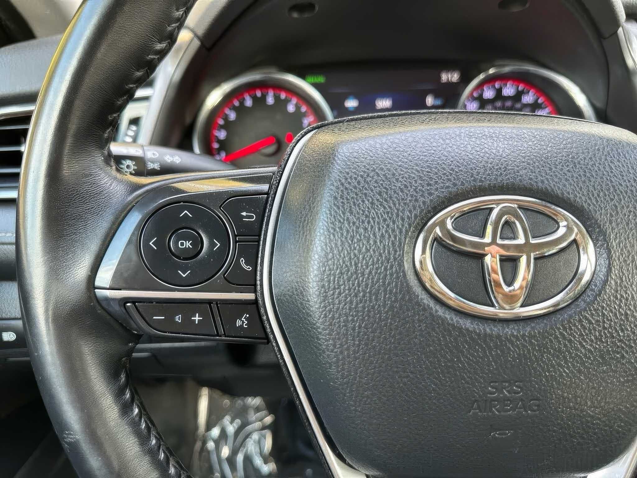 2020 Toyota Camry XSE