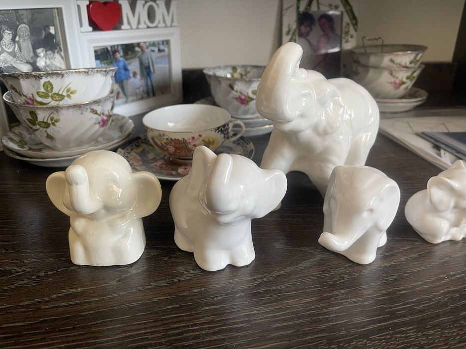 Rodzina dłoni białe słonie słoniki ceramika dekoracja na szczęście