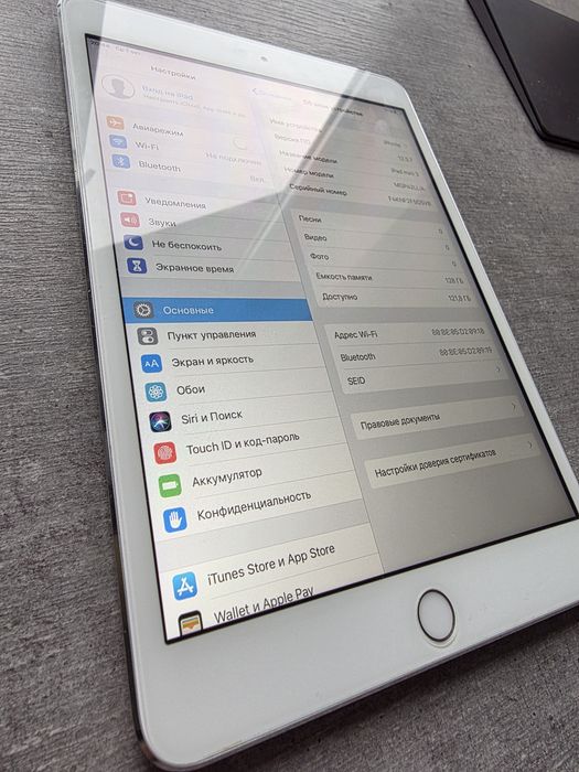 iPad Mini 3. 128GB. Silver. Як новий. Гарантія