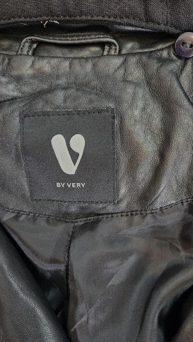 Kurtka Damska Skórzana Z Kapturem V By Very Czarna Rozmiar M