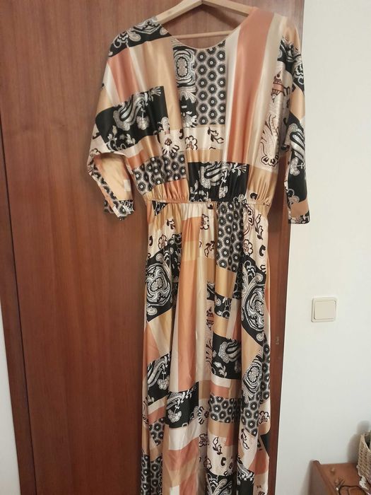Vestido estampado com elastico na cintura