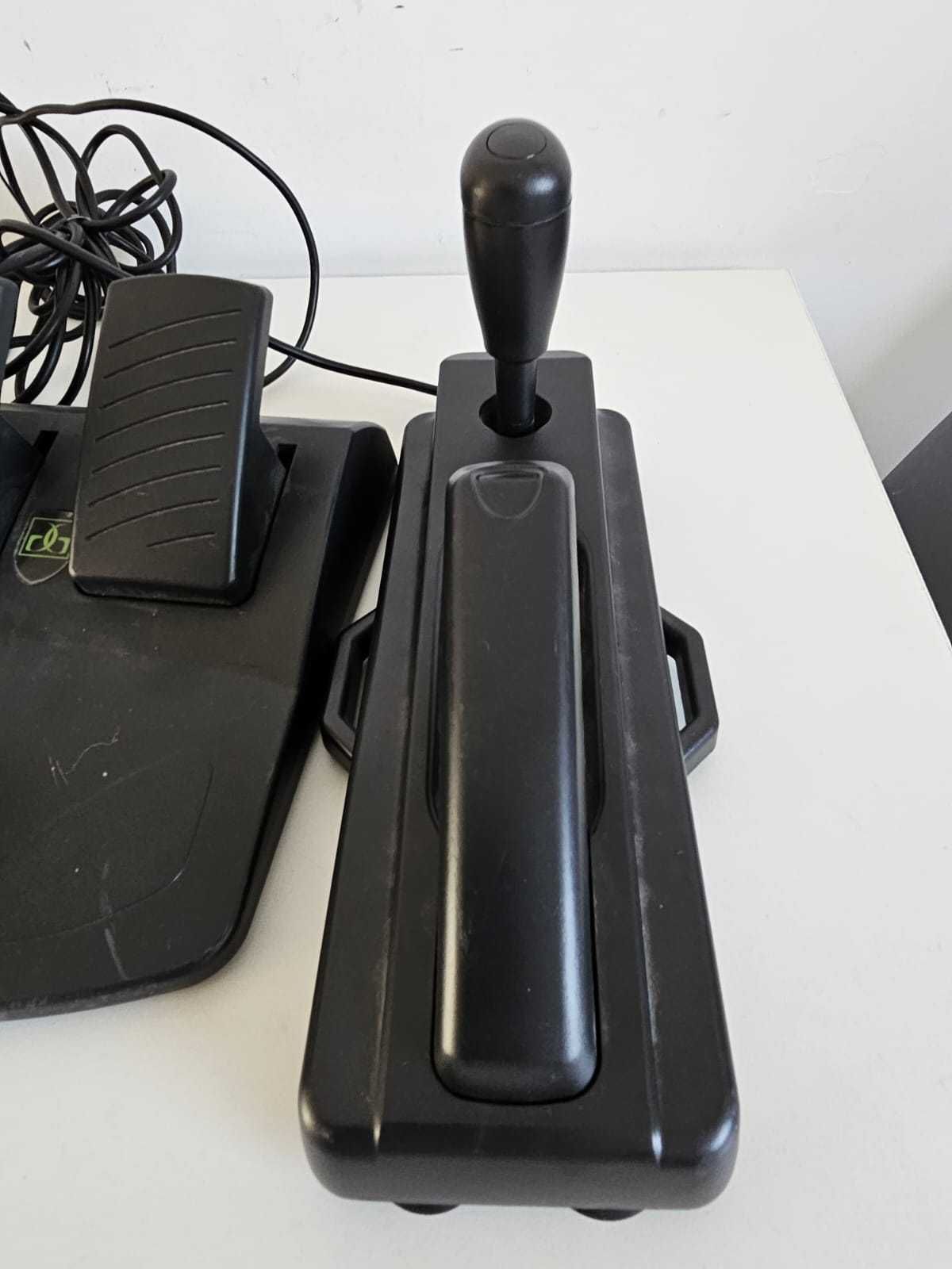 GamersGear kierownica do Nintendo GameCube