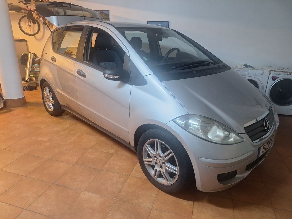 Mercedes A150 (gasolina + GPL)