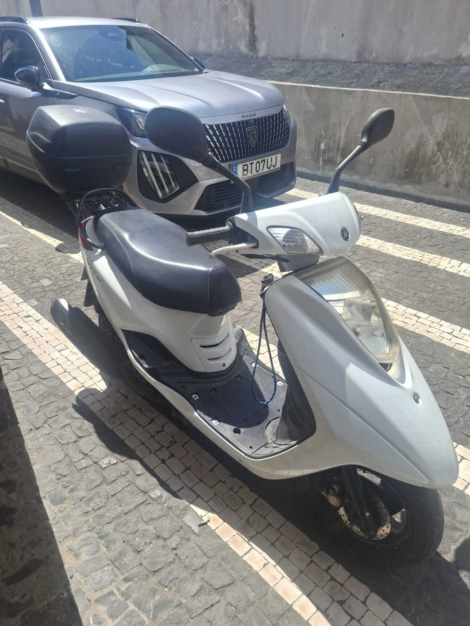 Moto Yamaha 125 XC (2015)