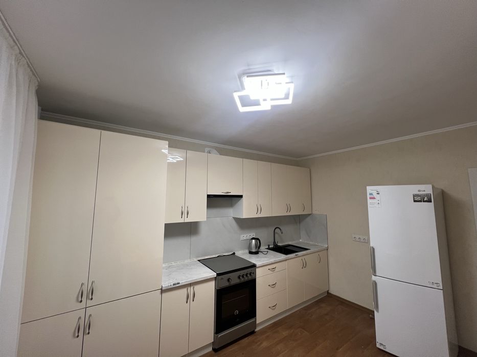 Оренда 2 кімнатної квартири на Поділлі .