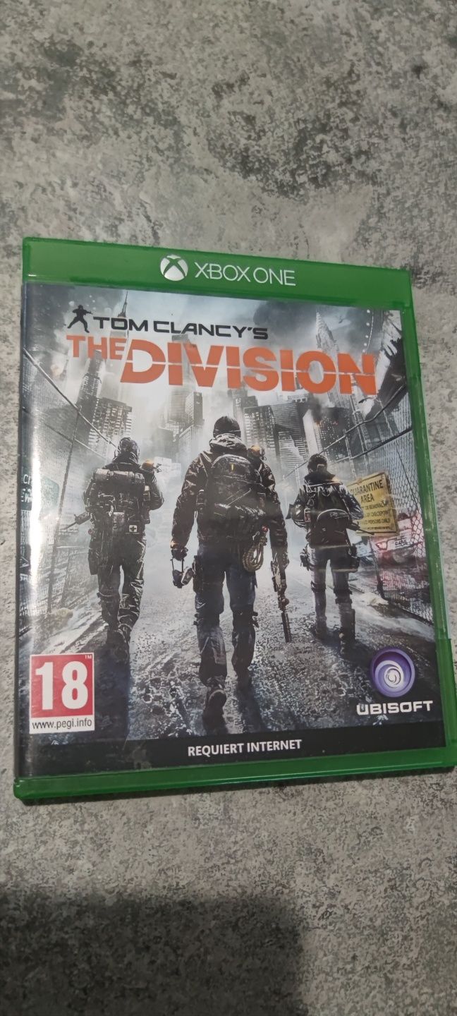 Gra TOM CLANCY'S THE DIVISION Xbox one, Xbox series X stan BDB+książka