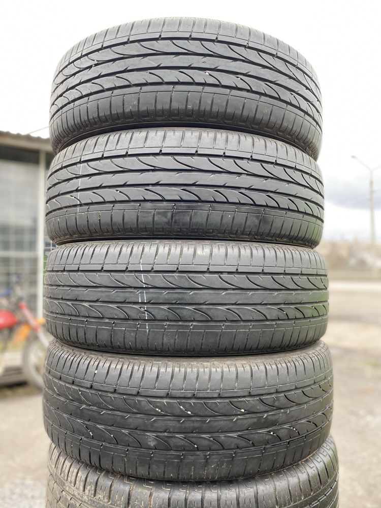 Шини 215/60/17 бу Bridgestone комплект, літня резина R17
