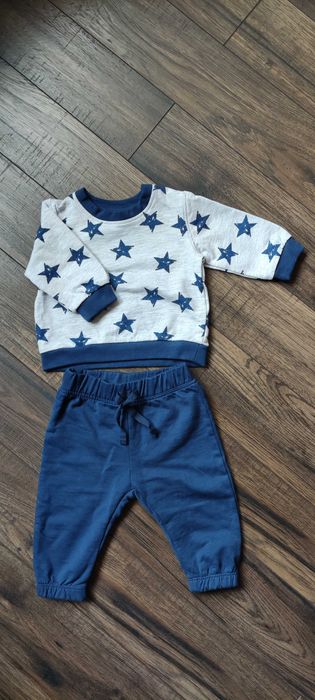 Śliczny komplet dla chłopca rozm.68