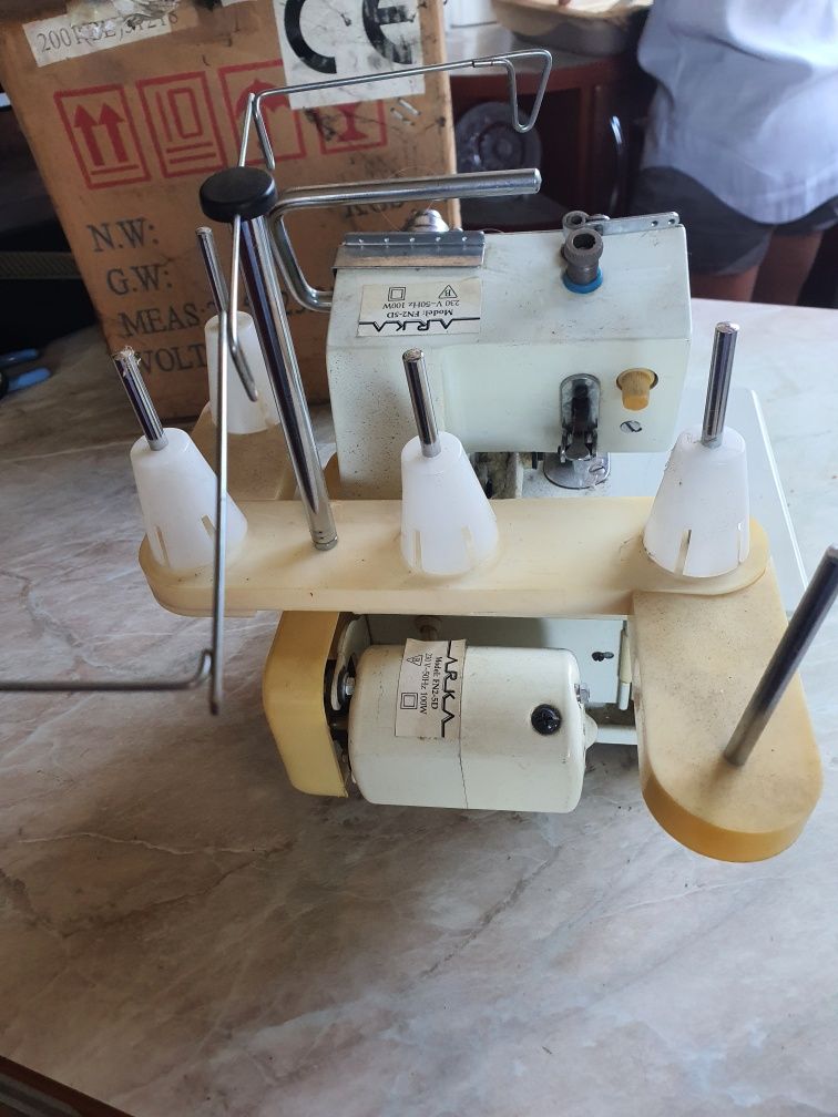 Maszyna overlock do szycia arka FN2-5D Radom overlok owerlok owerlock