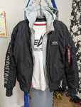 Оригинальный бомбер Alpha Industries и свитшот Alpha