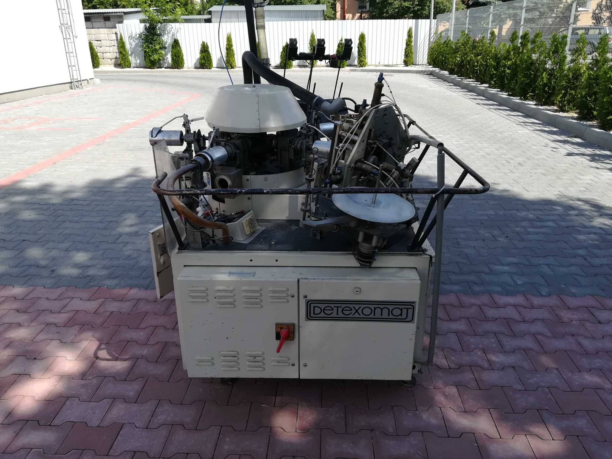 Automat dziewiarski do rajstop, do wszywania klinów "Detexomat"